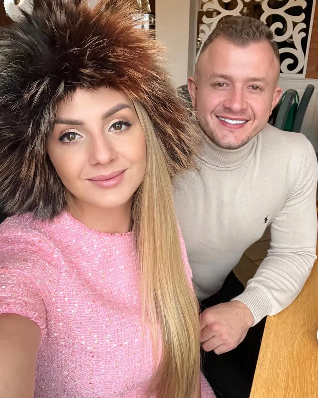 Tak wyglądają żony największych GWIAZD disco polo! Trudno się dziwić, że FANKI nie mają szans!